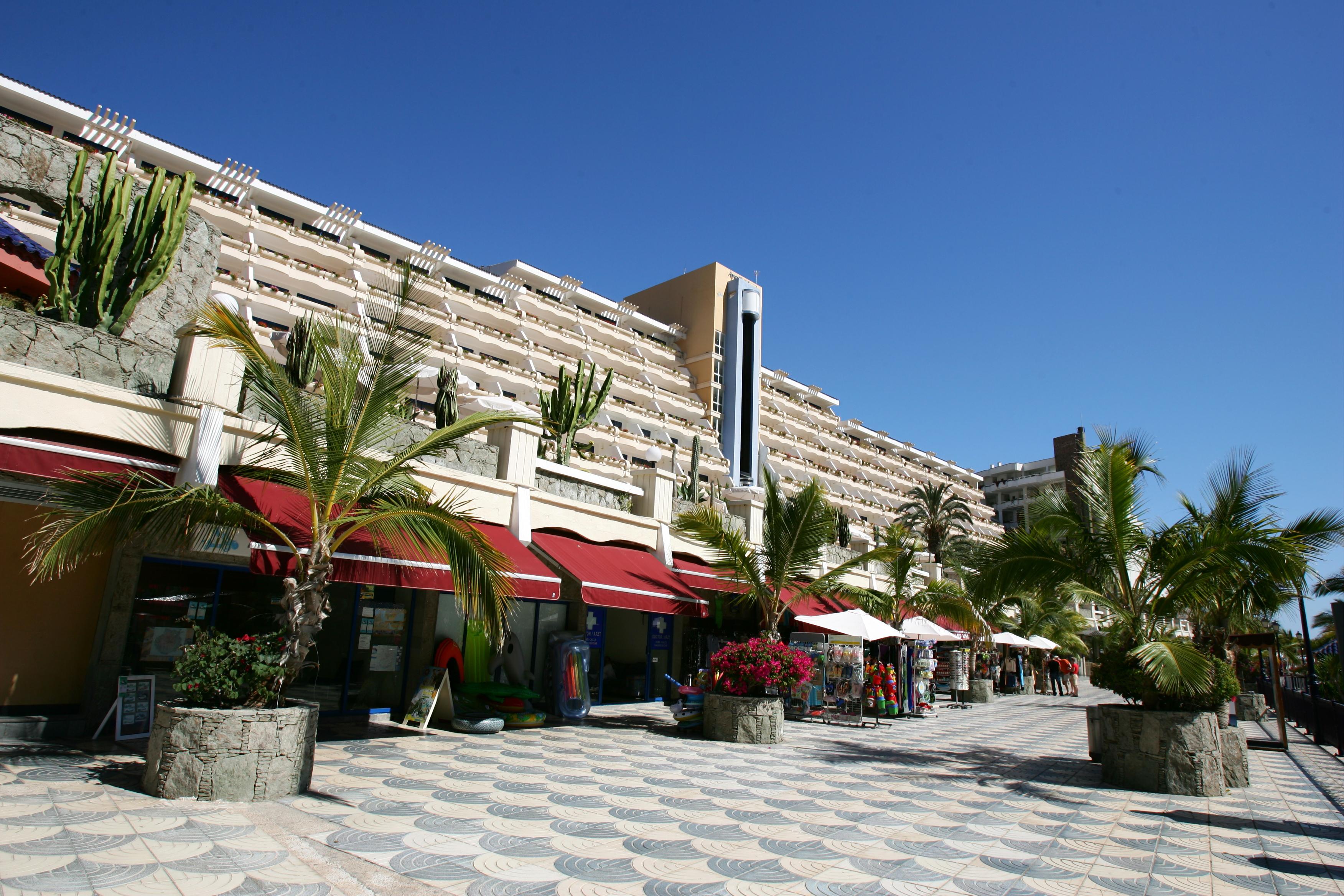 Hotel Livvo Lago Taurito & Aquapark Екстериор снимка