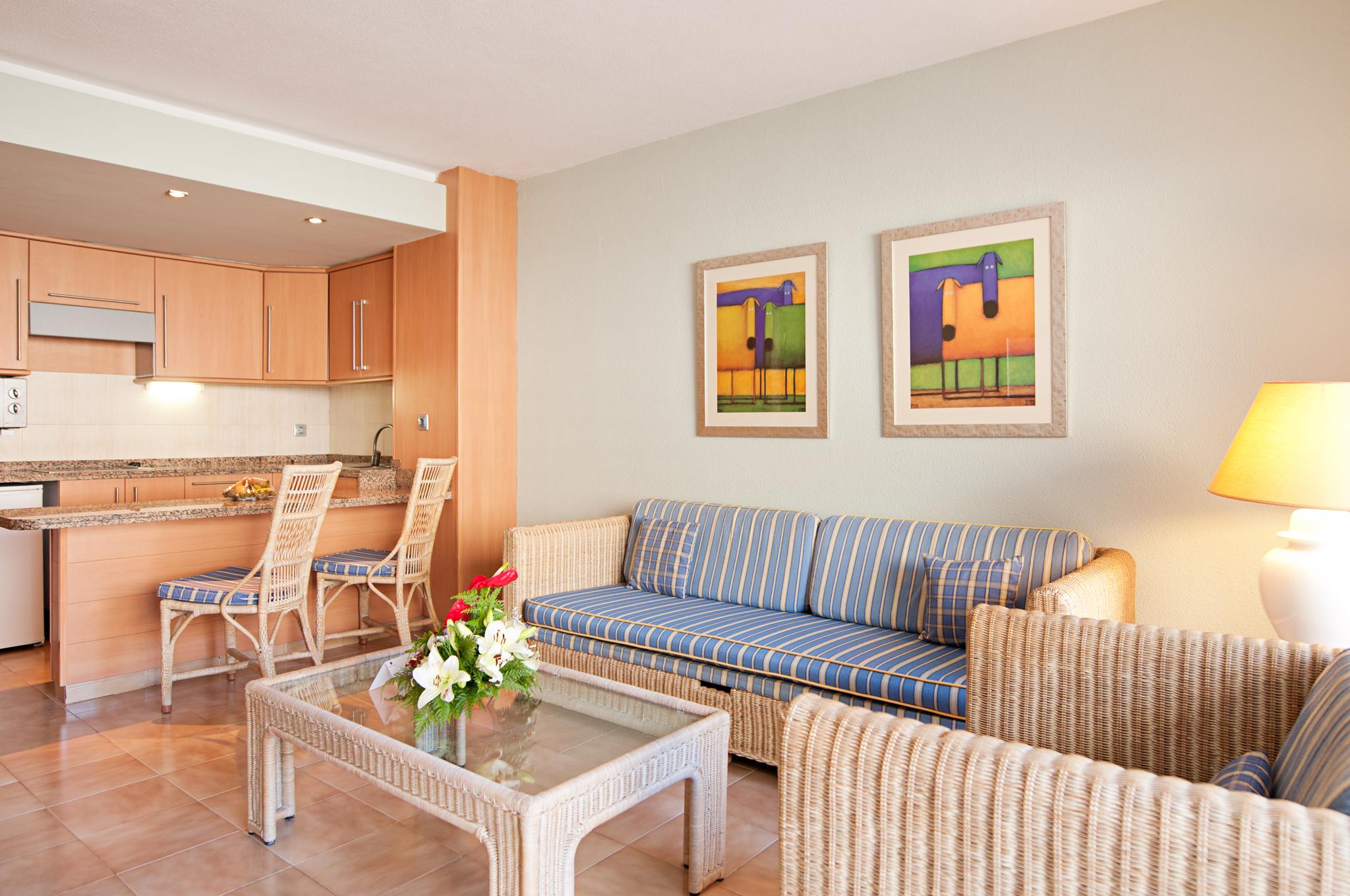 Hotel Livvo Lago Taurito & Aquapark Екстериор снимка