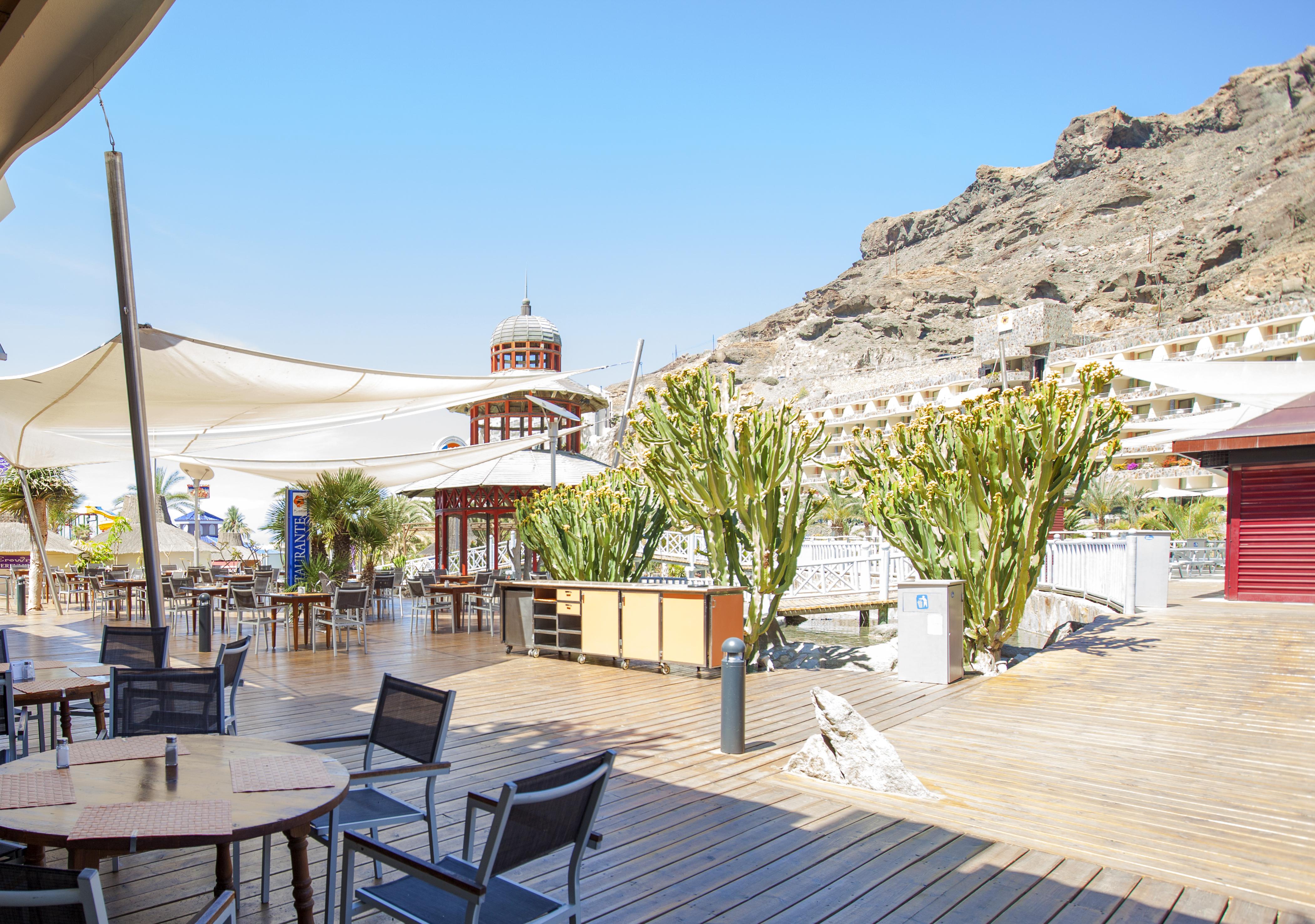 Hotel Livvo Lago Taurito & Aquapark Екстериор снимка