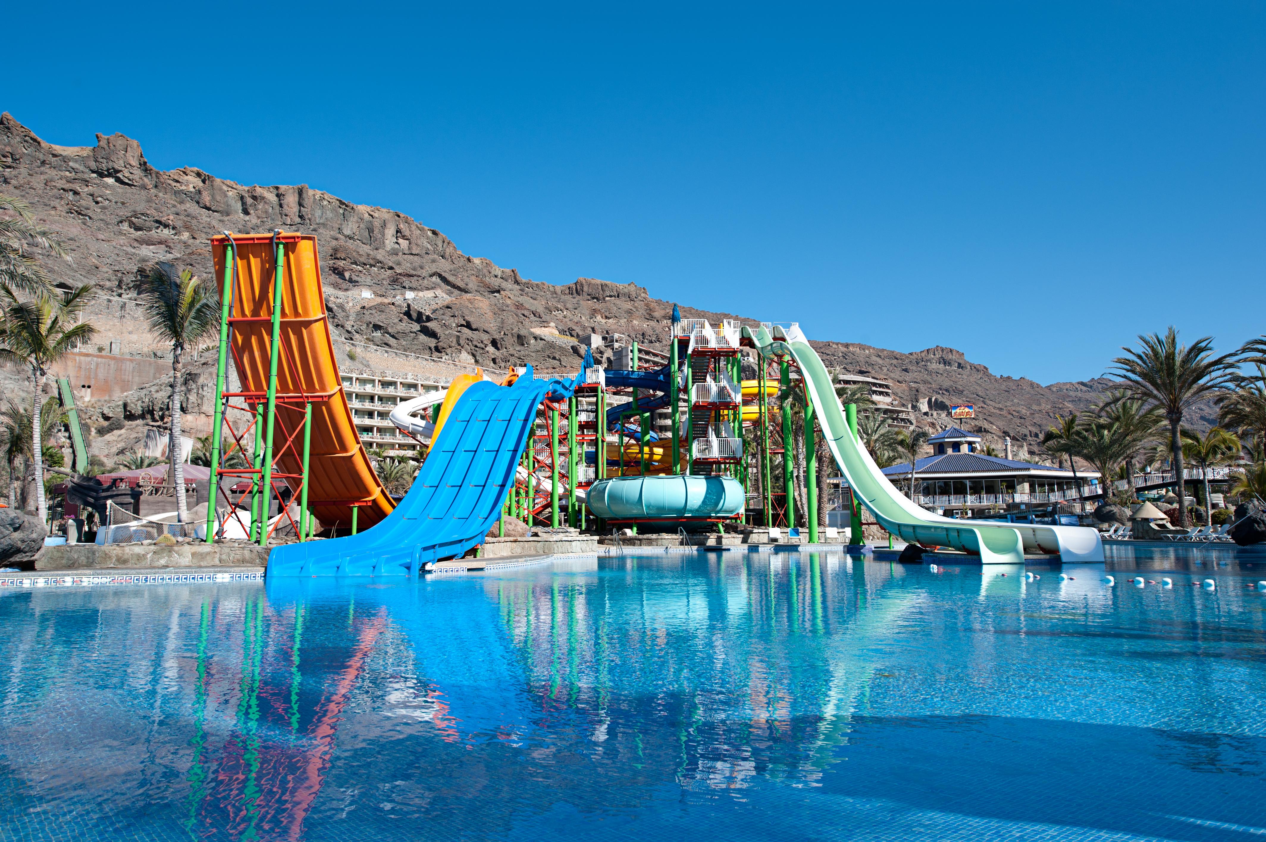 Hotel Livvo Lago Taurito & Aquapark Екстериор снимка