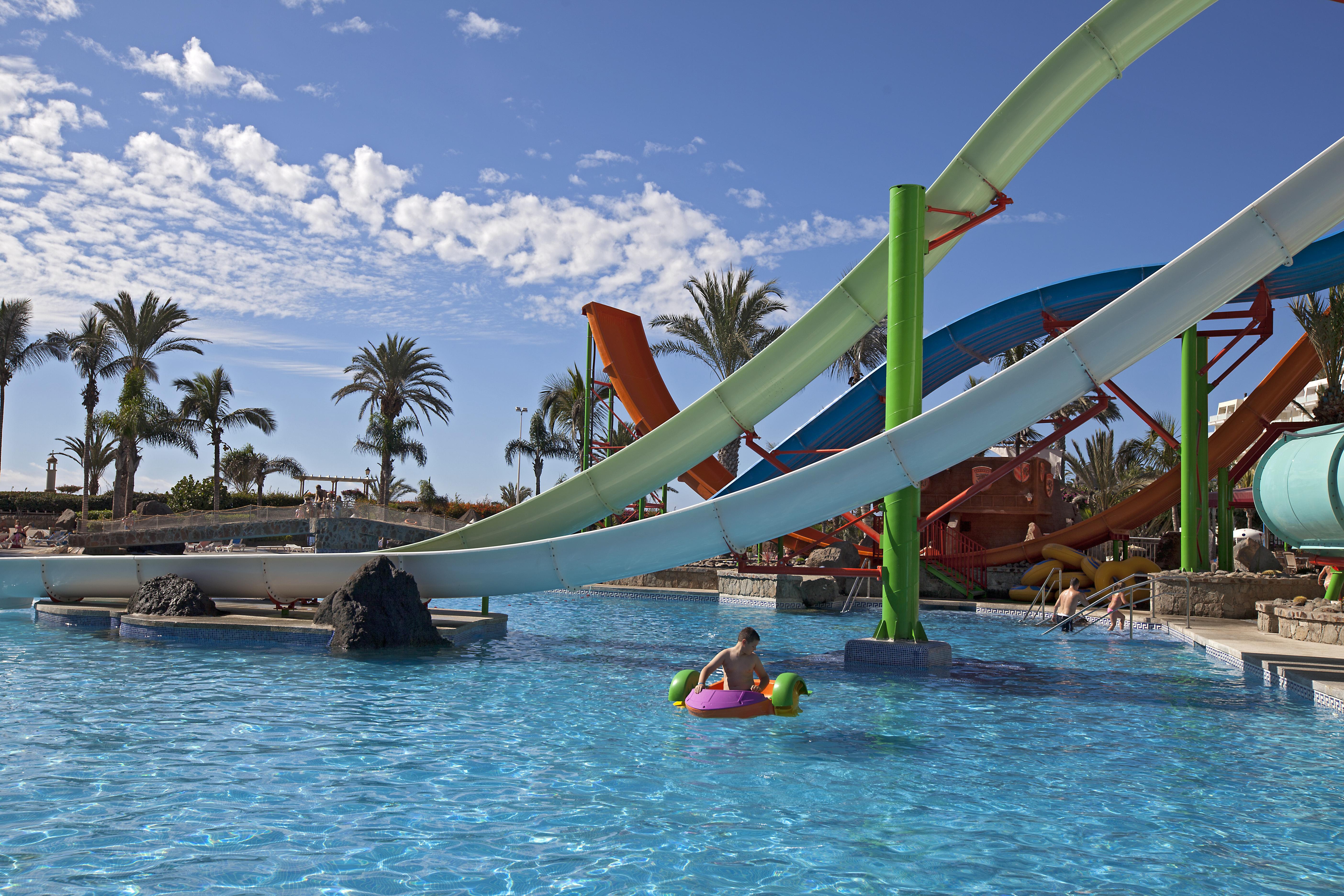 Hotel Livvo Lago Taurito & Aquapark Екстериор снимка