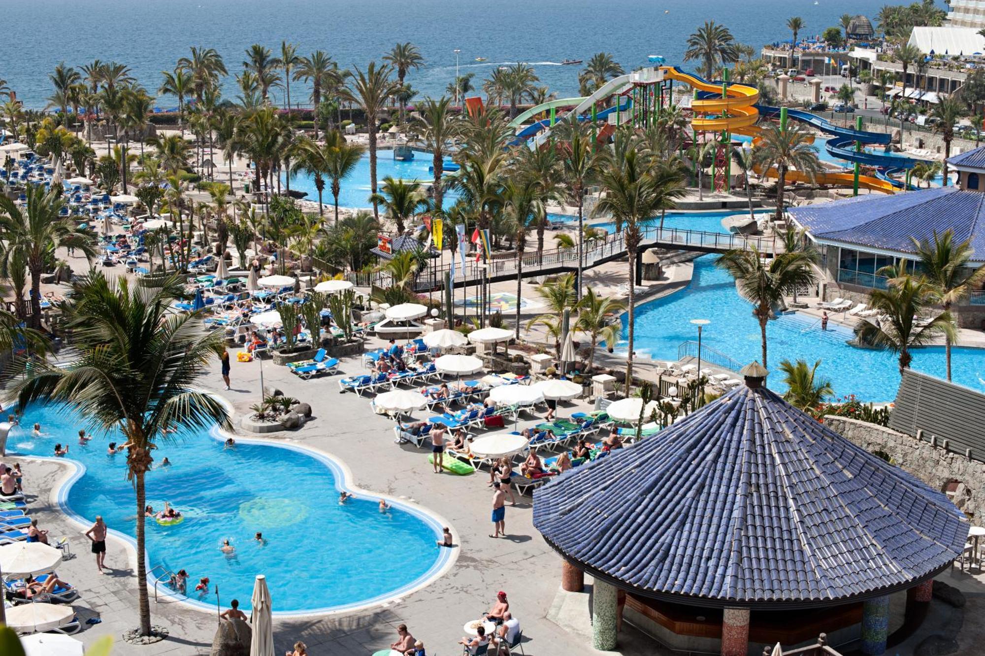 Hotel Livvo Lago Taurito & Aquapark Екстериор снимка